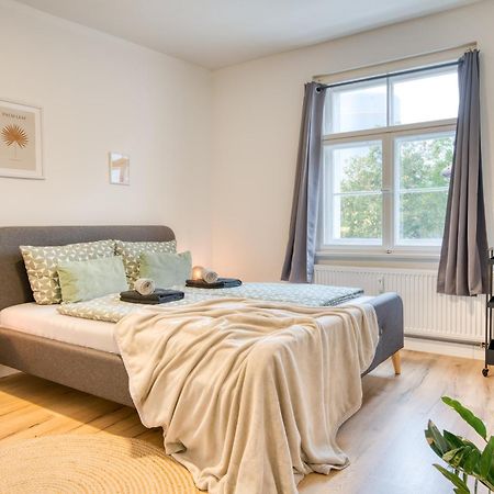 Homy I Stylisches Retroapartment Netflix & Wlan لبسيا المظهر الخارجي الصورة