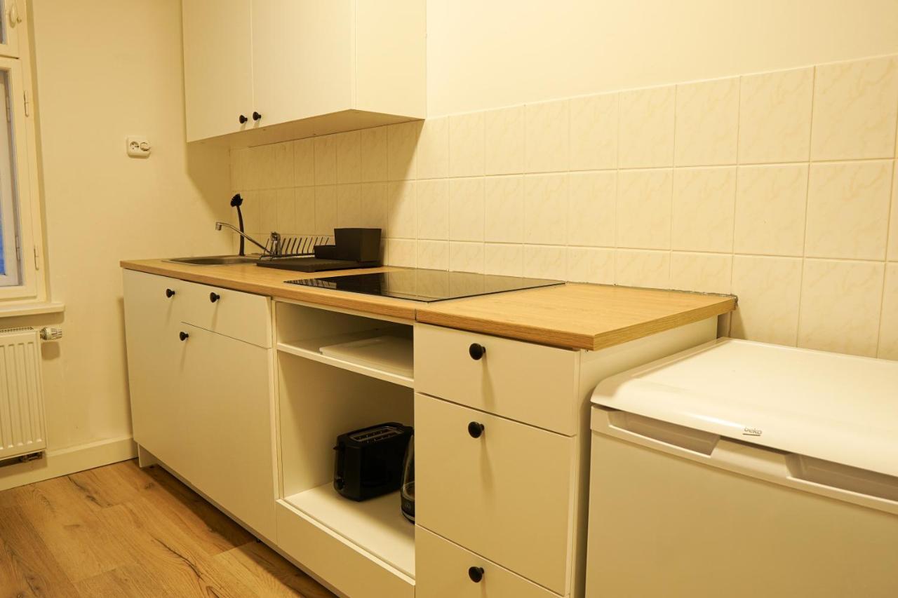 Homy I Stylisches Retroapartment Netflix & Wlan لبسيا المظهر الخارجي الصورة